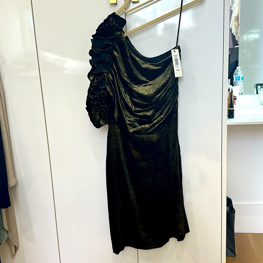 Badgley Mischa Collection‎ black/gold velvet one-sleeve dress! NWT size 8